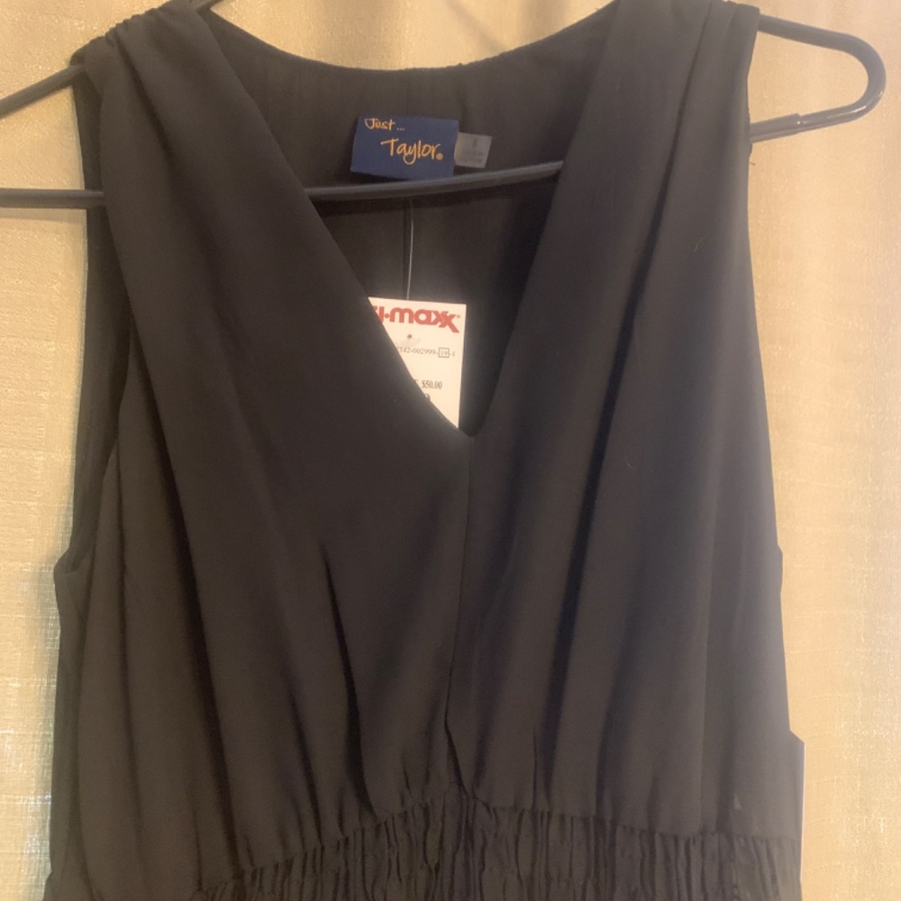 Dress - Picture 2 of 3